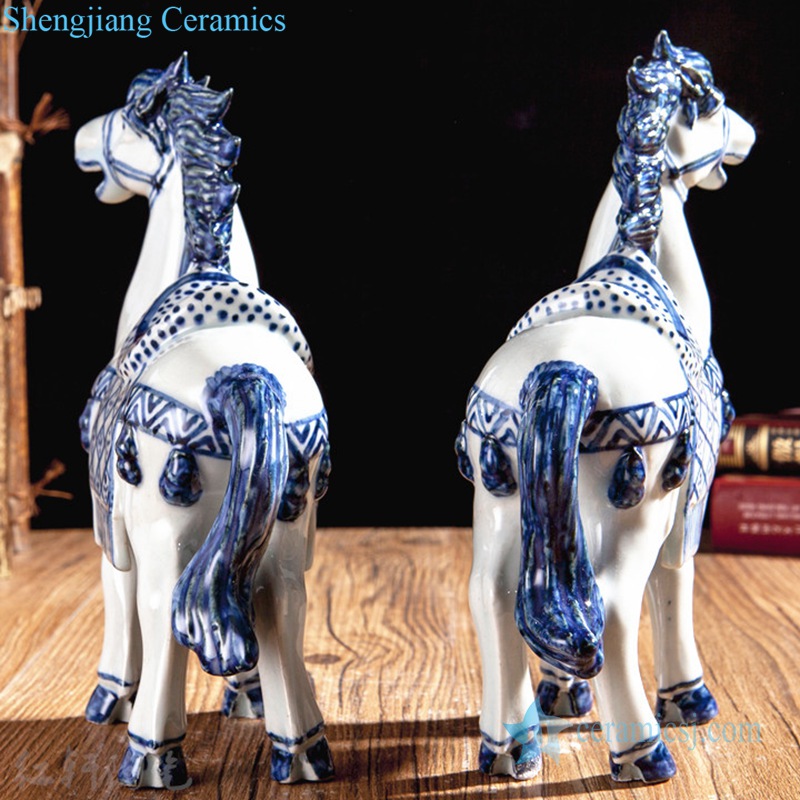 blue and white horse porcelain figurine-Backside Perspective