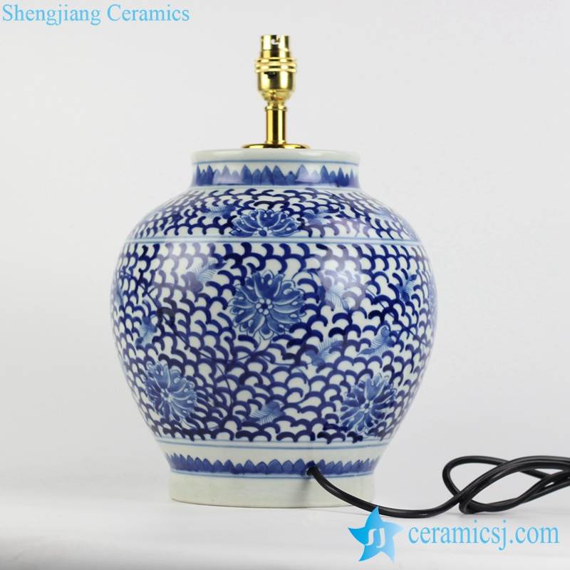 Chinese  blue and white countryside type round porcelain  desk lamp
