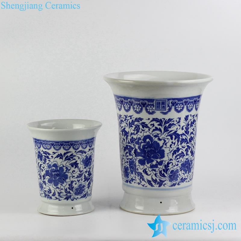 couple blue and white flower pattern  mark porcelain planter