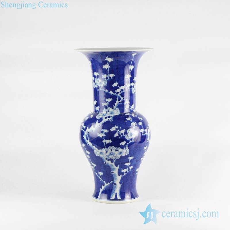 Oriental blue and white handmade phoenix tail shape design porcelain vase