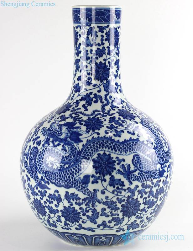  long neck round belly blue and white royal China  dragon and flower pattern porcelain  vase