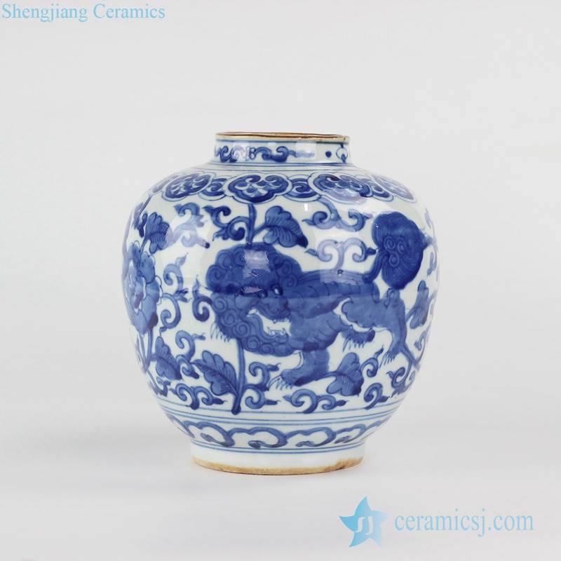 China kylin mythical creature pattern hand paint blue and white porcelain urn for online collection