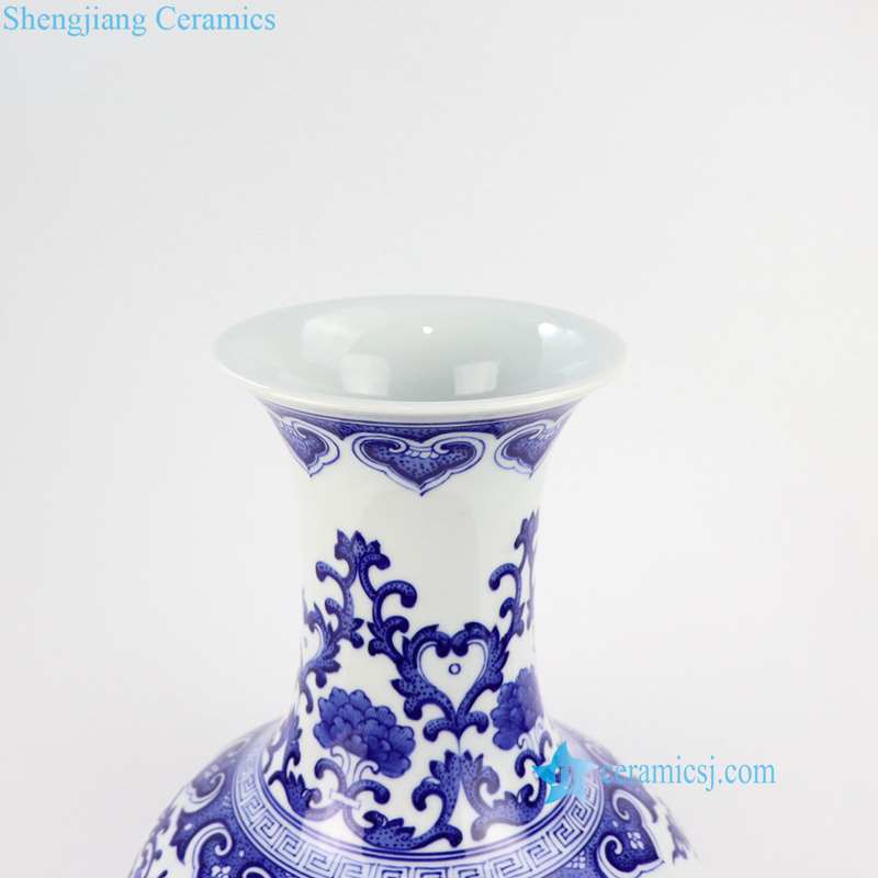 blue and white flower pattern ceramic vase