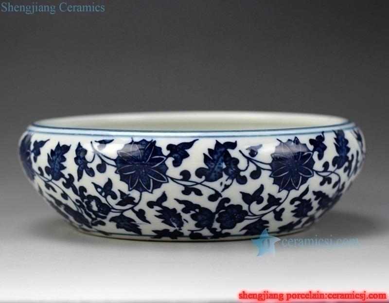 Oriental interlock branch lotus pattern handmade  blue and white small clay bowl