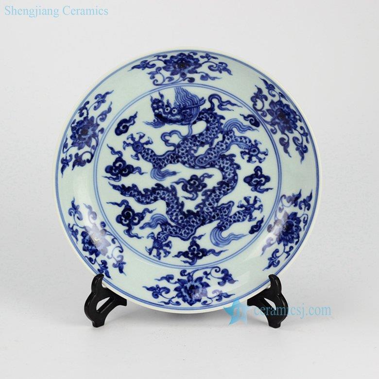 Handmade high quality  blue and white flying dragon pattern dinner plates 