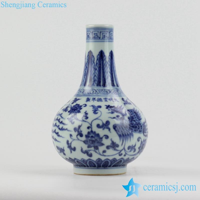 rzhl17_3628h20-7w13-5k4 Ming Dynasty reproduction blue and white phoenix small ceramic bud vase