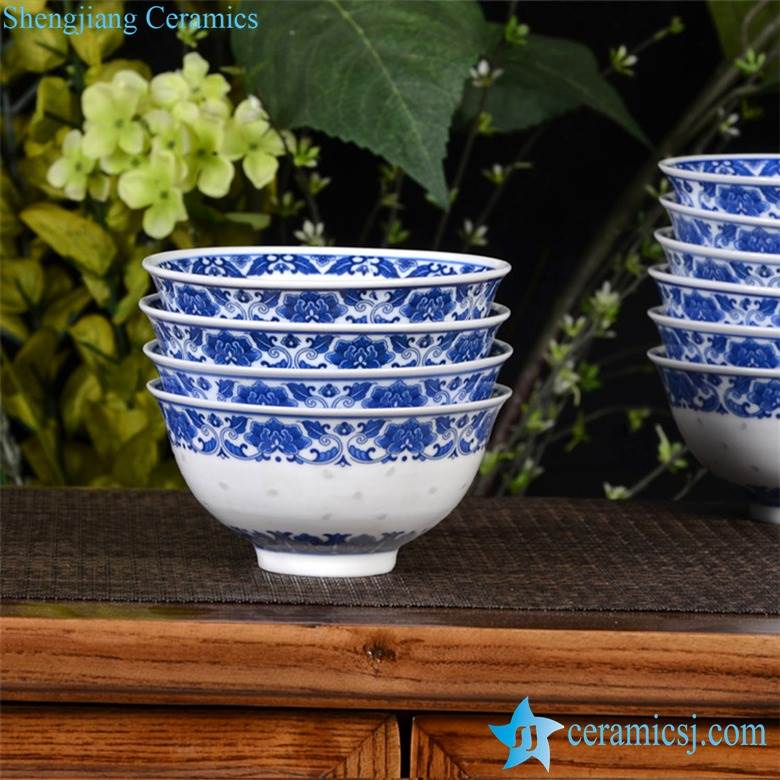 Blue and white handmade  Asian rustic home style floral  lacework hand carving transparent rice pattern porcelain lunch bowl