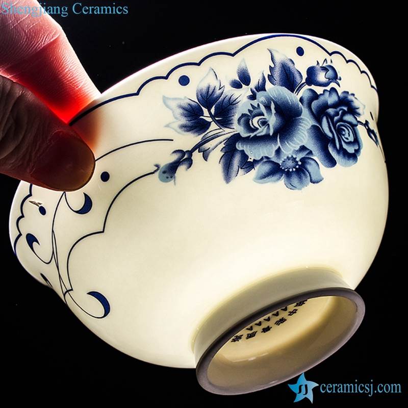  flower pattern blue and white ceramic bowls