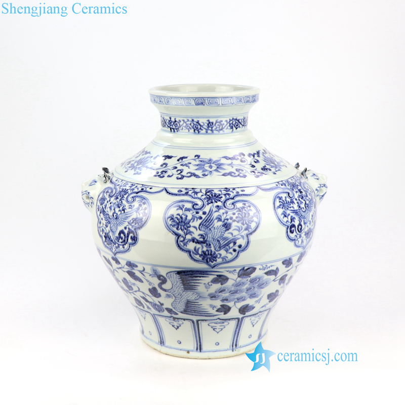 YUAN Dynasty blue and white flower pattern ceramic vase
