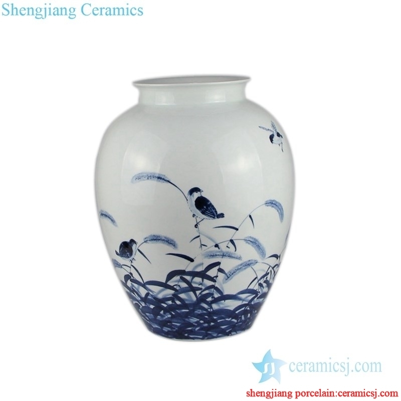 elegant blue and white ceramic vase from shengjiang company 