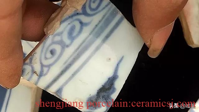 Ancient Ceramic Appraiser Zhao Zhe Teacher's Tile Teaching: An Alternative Interpretation of the Blue and White Porcelain in the Yuan Dynasty